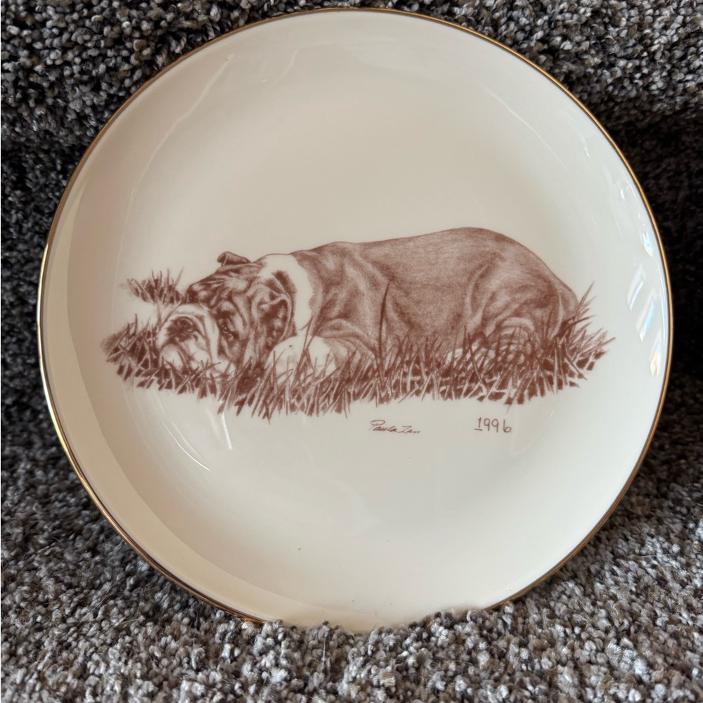 Vintage Bulldog Decorative Plate